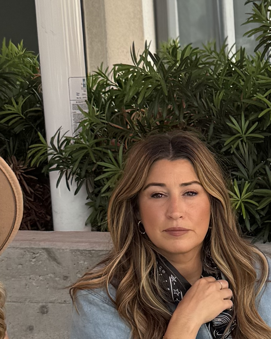 Tierney, the older Middle Child and self-appointed management
